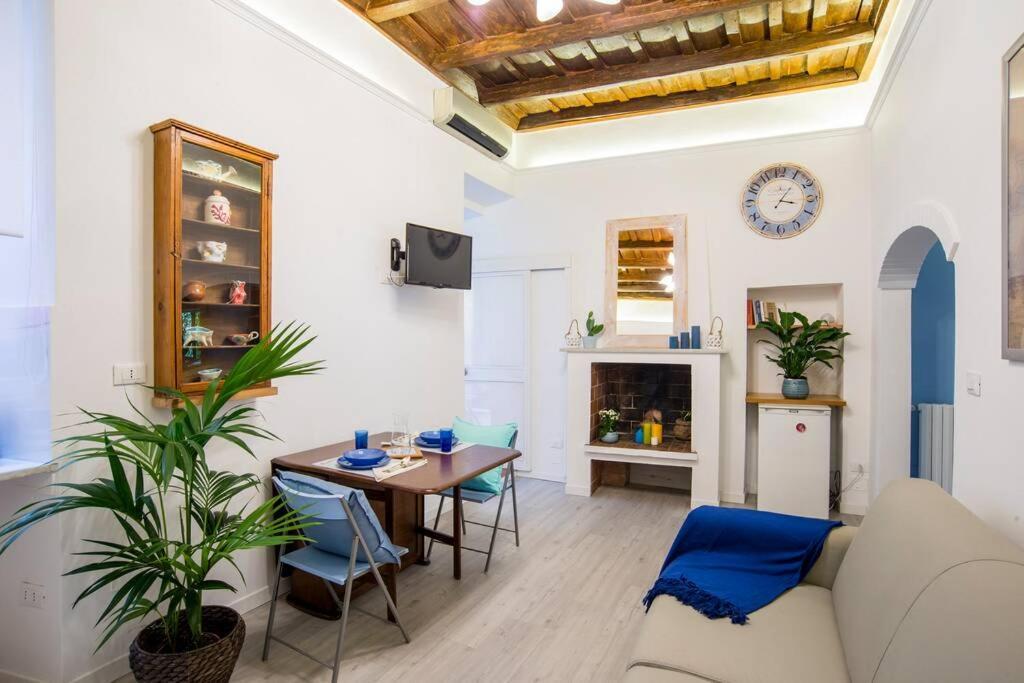 Colosseum/Panisperna Nina Apartament With Terrace Rzym Zewnętrze zdjęcie